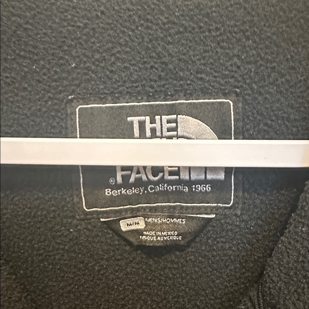 The North Face Men's Black Denali Fleece Performance Jacket - Picture 4 of 4